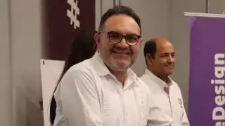 Desde hace unos días, estudiantes y personal educativo ha señalado al Rector por supuesto hostigamiento