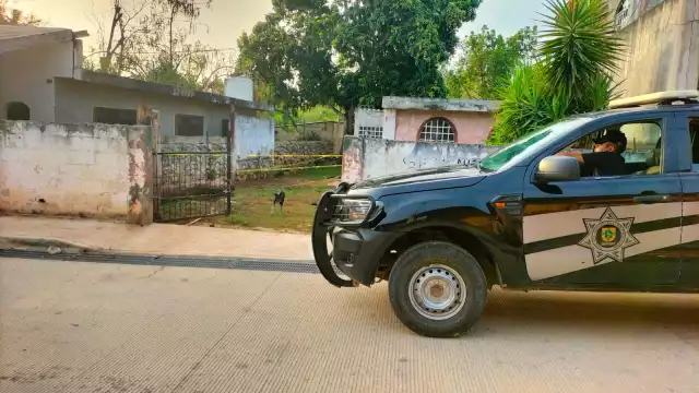 Dos sujetos a bordo de una motocicleta dispararon varias veces contra el sujeto, quien resultó herido