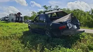 El Tsuru redujo la velocidad por el primer accidente, pero fue impactado por un camión