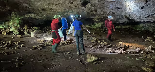 Grupo espelelógico pide a los visitantes no contaminar los subsuelos.