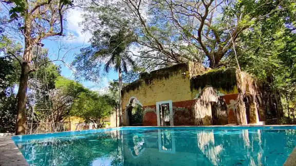 La hacienda con dos piscinas ideales para refrescarse