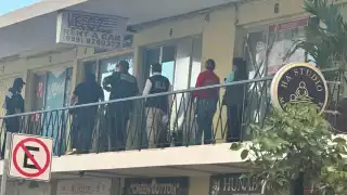 Clientes que buscaban contratar un tour turísticos hallaron al hombre sin vida