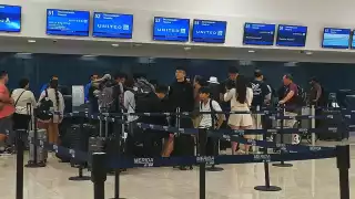 Vuelo de Viva Aerobús llega con casi 6 horas de retraso a Mérida