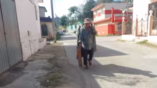 Aumenta el número de pepenadores en Peto; Víctor Acosta, un recolector que enfrenta la saturación de acopios