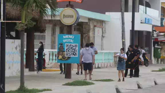 Comerciantes reportan menos ingresos ante los recientes frentes fríos y la presencia de sargazo Comerciantes reportan menos ingresos ante los recientes frentes fríos y la presencia de sargazo
