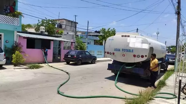 Varias colonias de ciertas zonas en Chetumal lidian con los fallos en el servicio