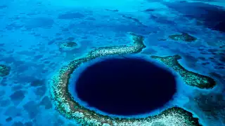 América Latina alberga dos de los agujeros azules más impresionantes del mundo: el Gran Agujero Azul en Belice y el Taam Ja’ en México