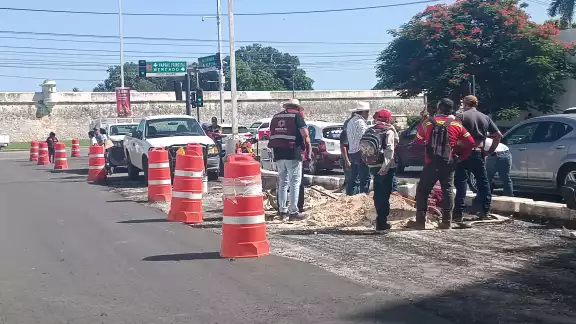 El socavón generó caos vehicular