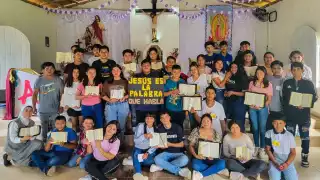 La celebración destacó la importancia de la Biblia en la vida espiritual