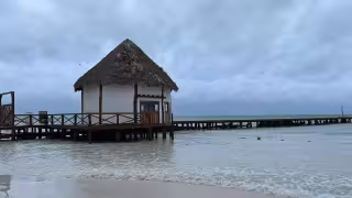 Aunque su trayectoria se mantiene alejada de Yucatán, el sistema favorecerá lluvias y mayor oleaje del 7 al 10 de octubre
