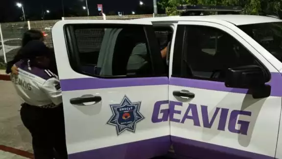 La mujer y la menor de cincos años fueron trasladas al Hospital General de la ciudad La mujer y la menor de cincos años fueron trasladas al Hospital General de la ciudad