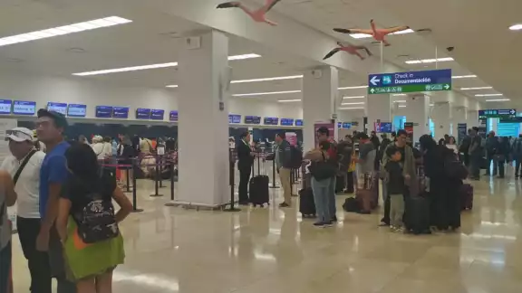 El retraso más largo ha sido de casi tres horas El retraso más largo ha sido de casi tres horas