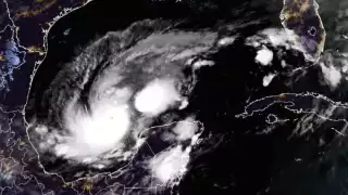 Alerta Amarilla en Quintana Roo: Huracán “Milton” se intensifica a categoría 4 con riesgo a 5