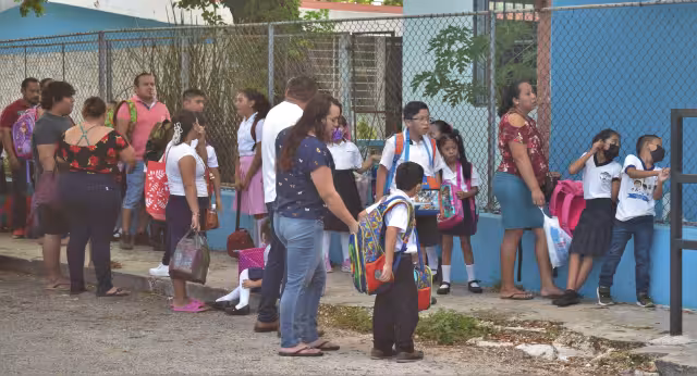 El próximo jueves más de 450 mil alumnos de educación básica volverán a la actividad escolar