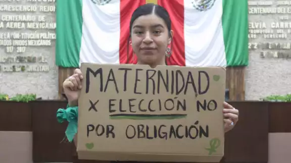 El Congreso del Estado ya comienza a llenarse de personas que respaldan esta medida histórica