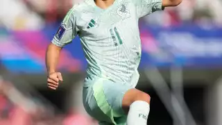 Gilberto Mora anotó los dos goles para México.