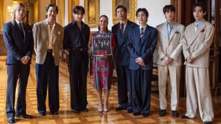BTS visita el Palacio Nacional y provoca locura en el Zócalo de la CDMX.