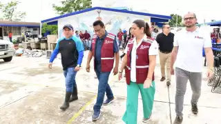 Carlos Gorocica Moreno, Secretario de Educación de Quintana Roo, recorre escuelas afectadas