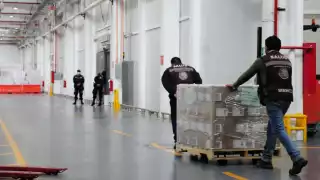 La Presidenta de la República destacó la labor de Buenrostro al frenar la compra antes de que se concretara, evitando así un daño al erario público.