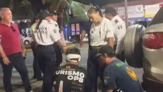 Motociclista atropella a peatón en el paso peatonal del Boulevard Bahía y huye, dejando abandonada su unidad