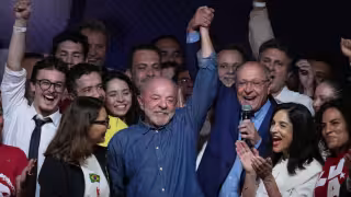 Luiz Inácio Lula da Silva consiguió la reelección tras vencer al senador Flávio Bolsonaro en la segunda vuelta de los comicios presidenciales