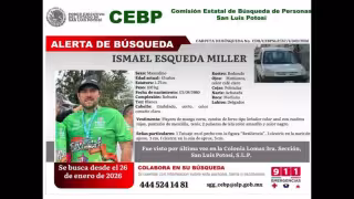 Ismael Esqueda Miller es hijo de Rosy Miller, la primogénita de la cantante retirada Lucha Villa y del empresario Mario Miller