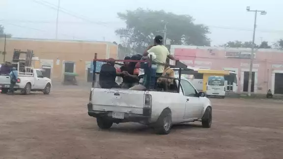 La falta de empleos bien remunerados los lleva a otro tipo de labores. La falta de empleos bien remunerados los lleva a otro tipo de labores.