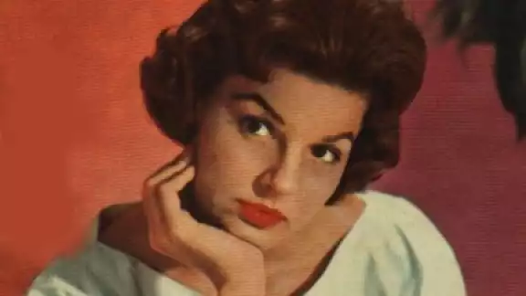 Muere Anita Byrant, cantante opositora a la comunidad homosexual. Muere Anita Byrant, cantante opositora a la comunidad homosexual.