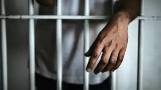 Las dos detenciones se realizaron en el municipio de Centro, como resultado de una orden de aprehensión derivada de otros delitos