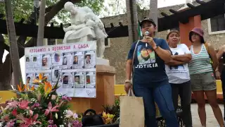 Las madres sufren la desaparición de sus hijos