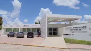 Personal de salud del Hospital Comunitario de Bacalar buscan difundir con los medios la situación provocada por la jefa del área de Recursos Humanos.