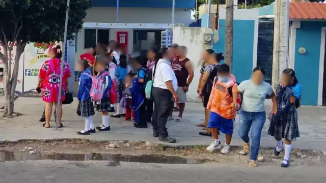 De forma preventiva fue evacuada la primaria al Oriente de Mérida