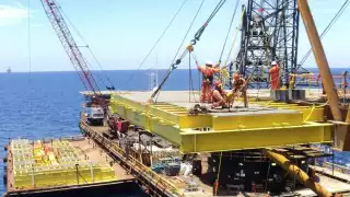 ¿Qué comen los obreros de la Sonda de Campeche, ante impagos de Pemex?