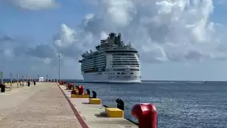 Llegan cruceros a Cozumel tras el paso del Huracán Beryl