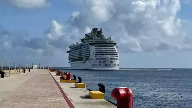 Son dos cruceros los que llegaron a Cozumel este sábado