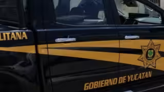   Detienen a un policía en Mérida luego de orinar en una dulcería del Centro  