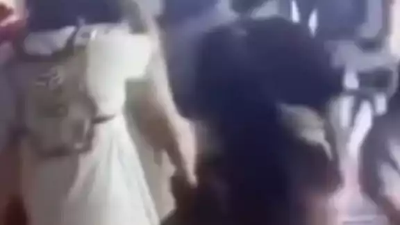 Motociclistas agreden a un grupo de personas en la Zona Hotelera de Cancún: VIDEO