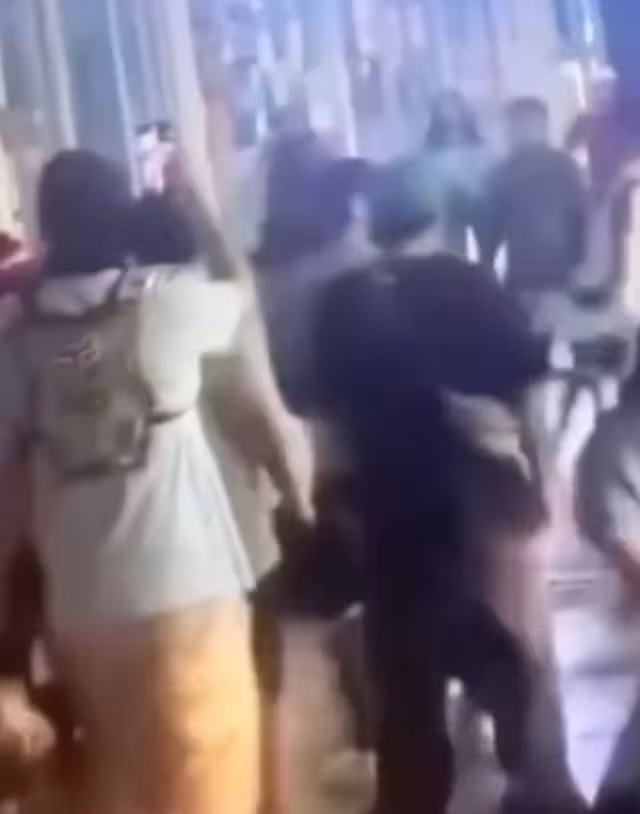 Motociclistas agreden a un grupo de personas en la Zona Hotelera de Cancún: VIDEO