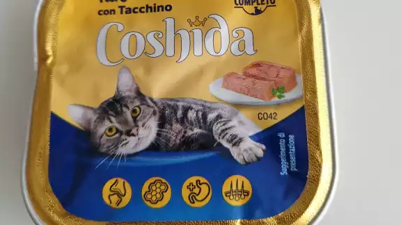 Usuario en redes sociales comparte haber recibido comida para gato en vez de celular. Usuario en redes sociales comparte haber recibido comida para gato en vez de celular.