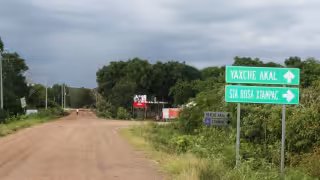 Acceso a Santa Rosa Xtampak deteriorado y sin atención oficial