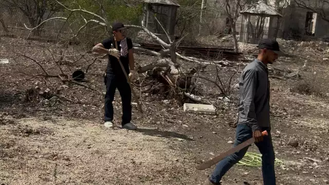 Un grupo armado de unos 30 hombres irrumpió en Noc Ac con machetes