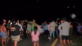 Habitantes denuncian pérdidas y daños por cortes de energía en el sur de Quintana Roo