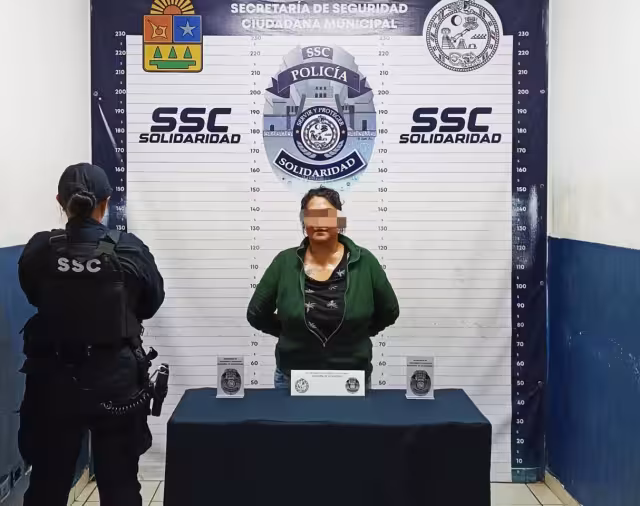 La presunta agresora fue detenida por las autoridades para realizar las investigaciones