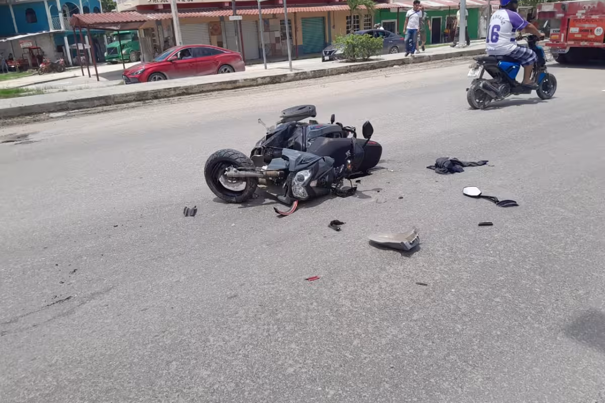 Conductor arrolla a motociclista en Escárcega y se da a la fuga - PorEsto