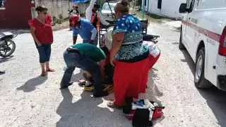 Motociclista se da a la fuga tras accidente con dos mujeres en Escárcega