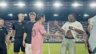 Messi no dudó en reaccionar de una manera de total asombro