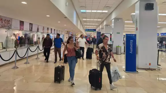 Los vuelos de VivaAerobus fueron los únicos demorados en la jornada matutina