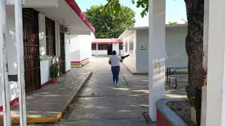 Alumnos y maestros llegaron a las aulas de forma normal