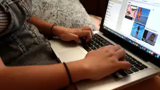 La publicidad apócrifa en páginas de Internet genera que caigan en redes; se les promete trabajar como modelos y terminan siendo explotadas sexualmente.