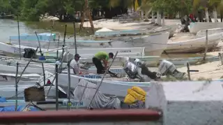 Pescadores continúan usando redes con mallas prohibidas en Champotón, afectando especies juveniles.